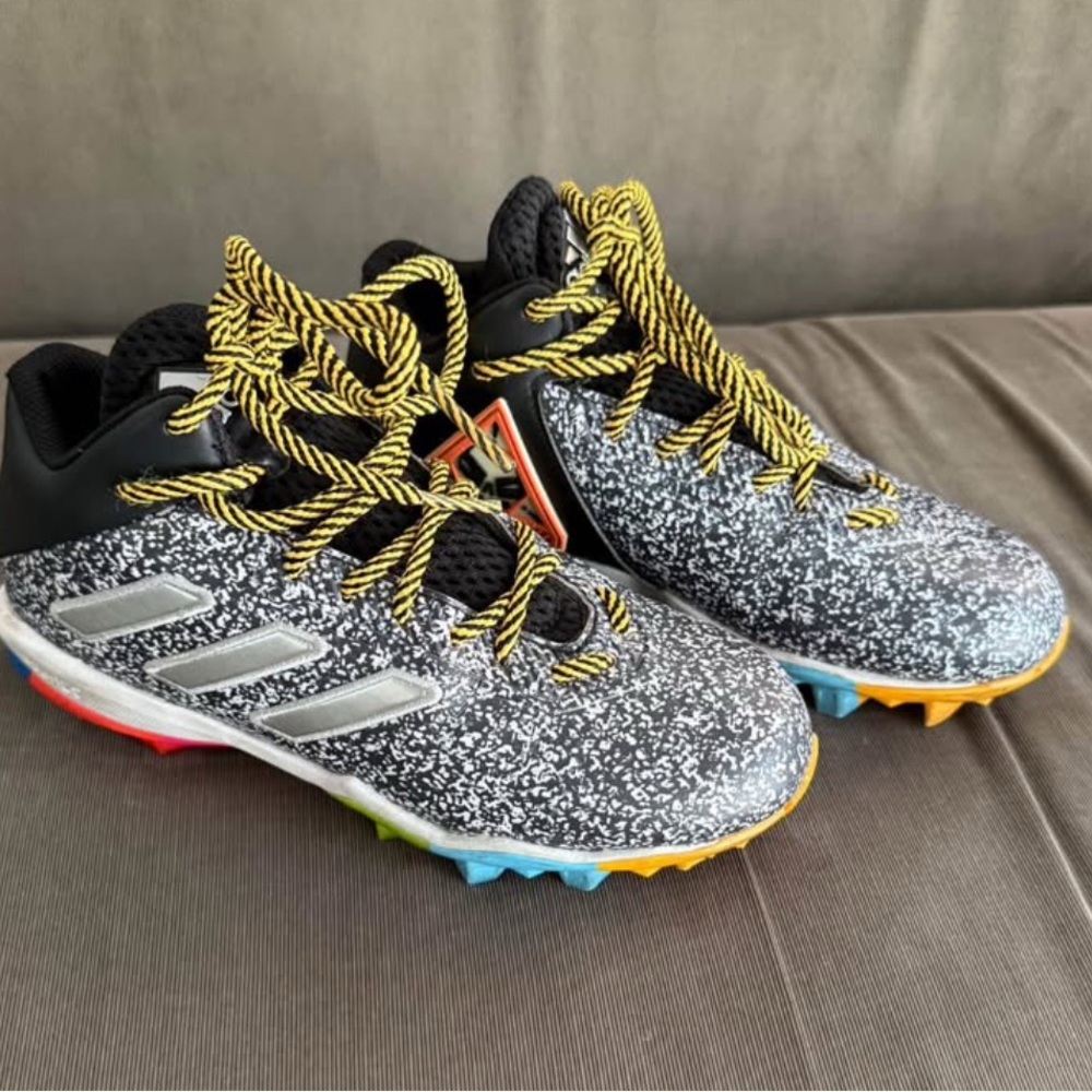 Adidas Kids' Freak MD Warning Football Cleats